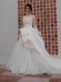 Unique Ball Gown Sweetheart Long Organza White Wedding Dresses HZ1024